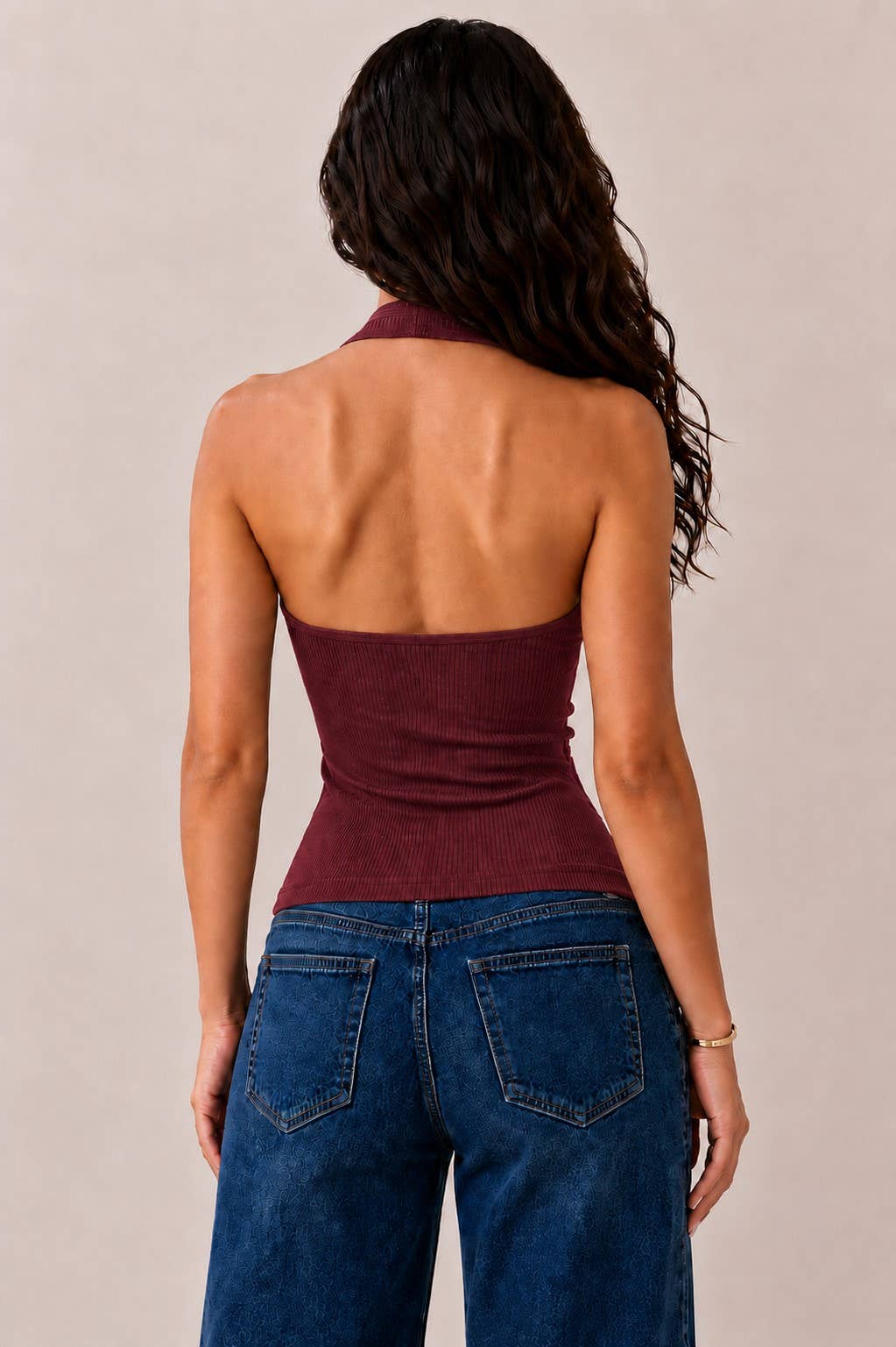 HALTER U-Neck TANK