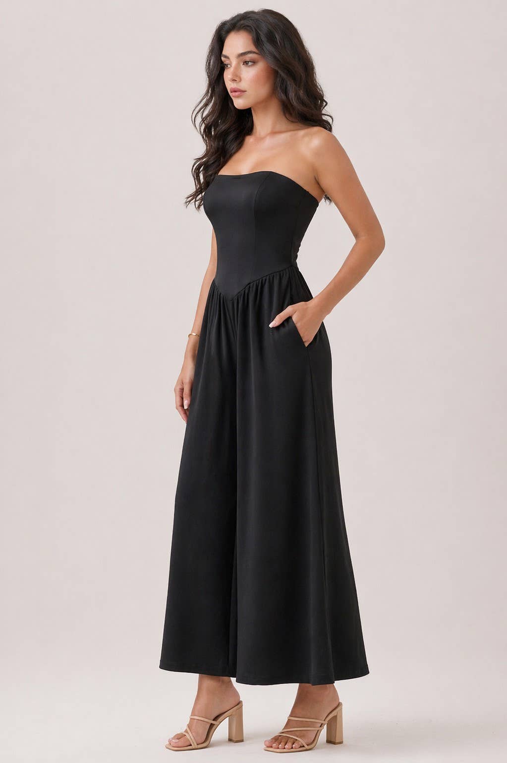 V SHAPE JUMPSUIT